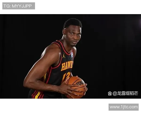 火箭急需解决内线问题，寻求大个子中锋加盟